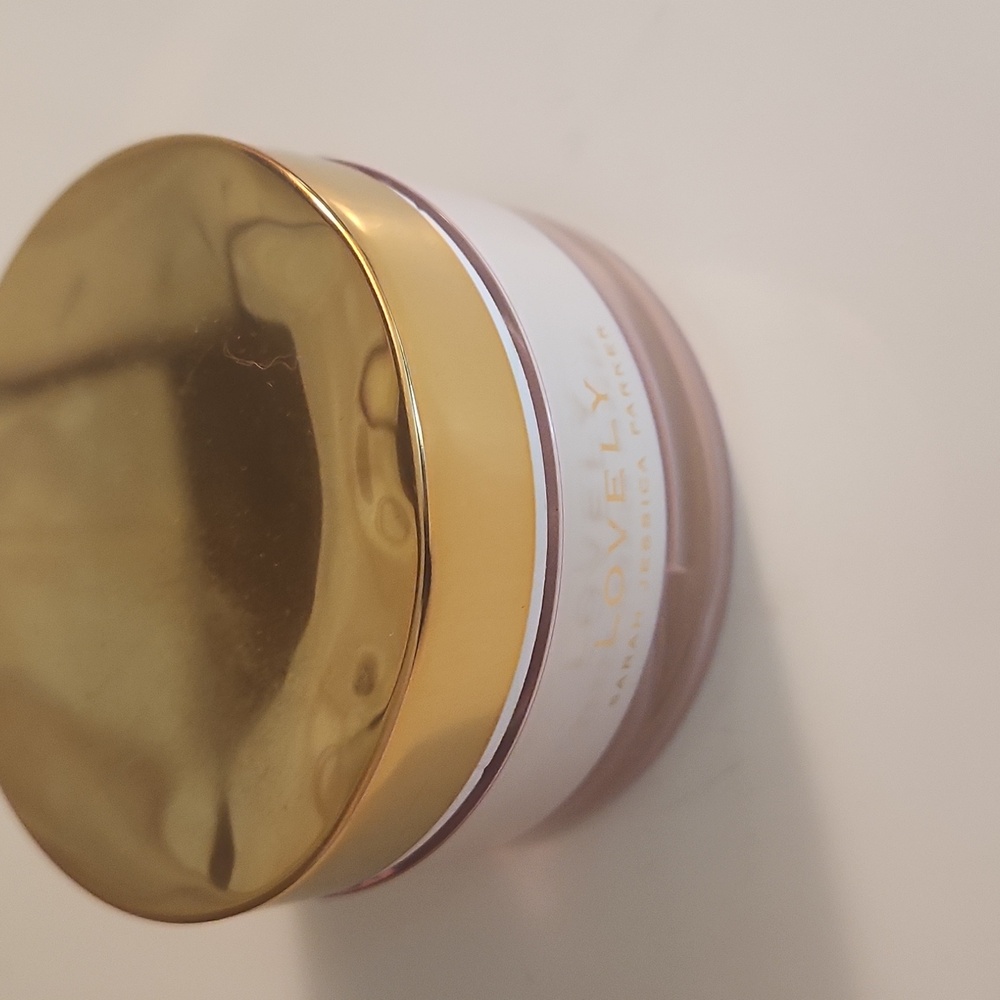 Sarah Jessica Parker Lovely Body Butter